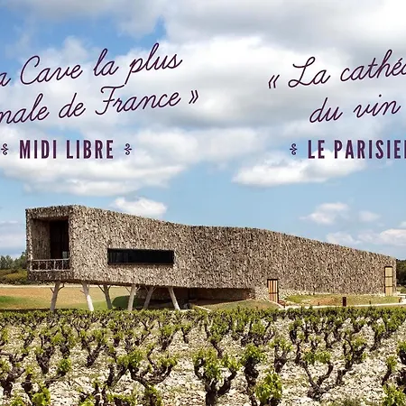 Village Castigno - Wine & 5*