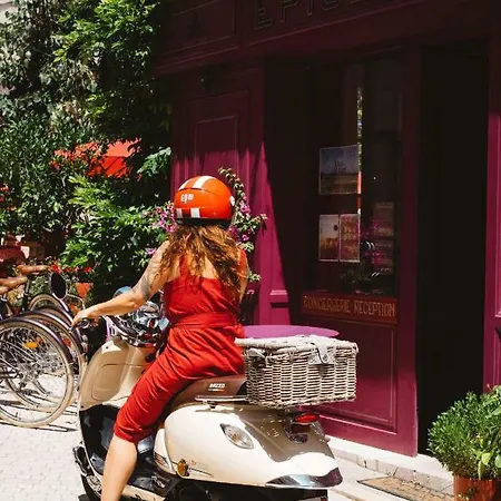 Village Castigno - Wine & Ξενοδοχείο 5*